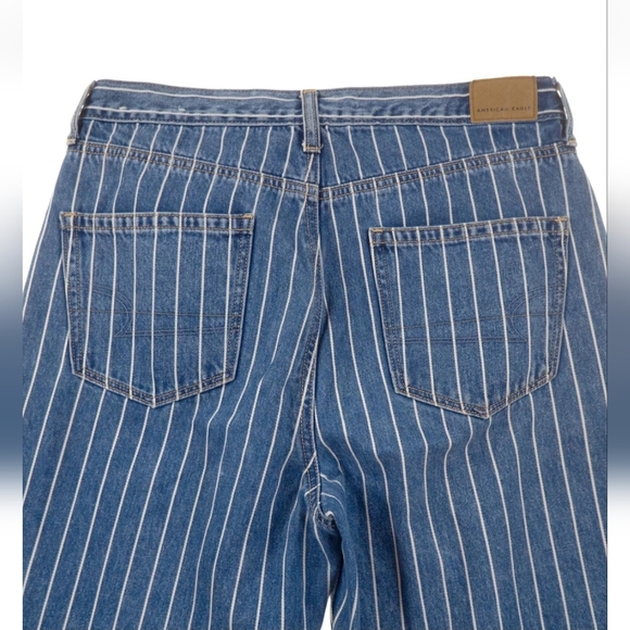 American Eagle Highest Mom Jeans Stripe sz 8 Denim Original Blue & White - Picture 4 of 12